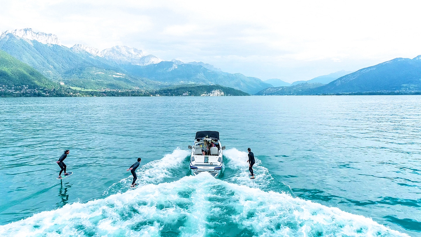wake foil sur le lac d'Annecy