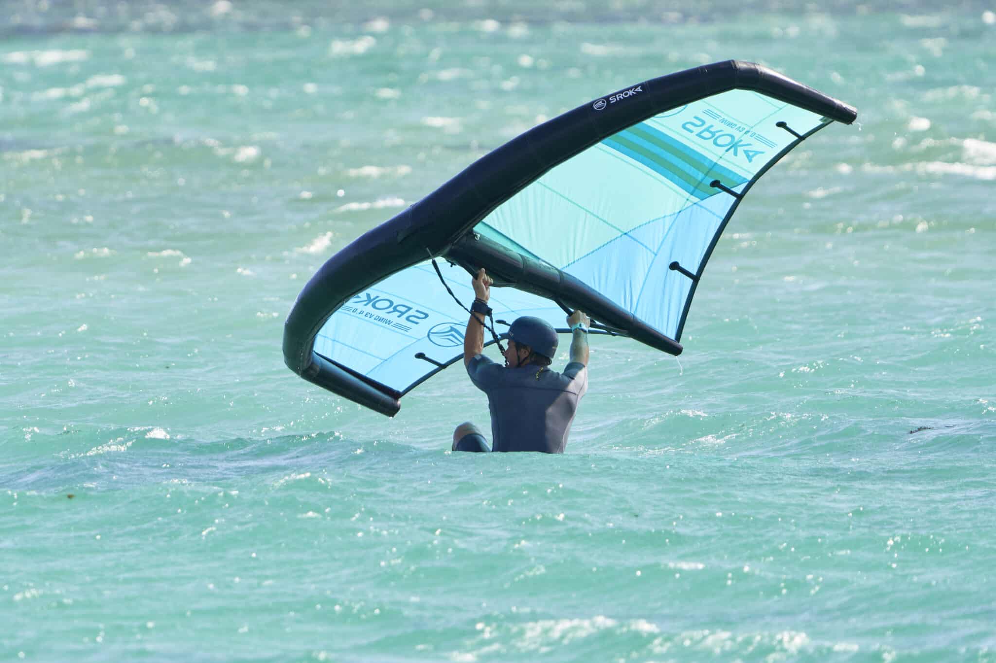 Wingfoil : comment réussir son waterstart