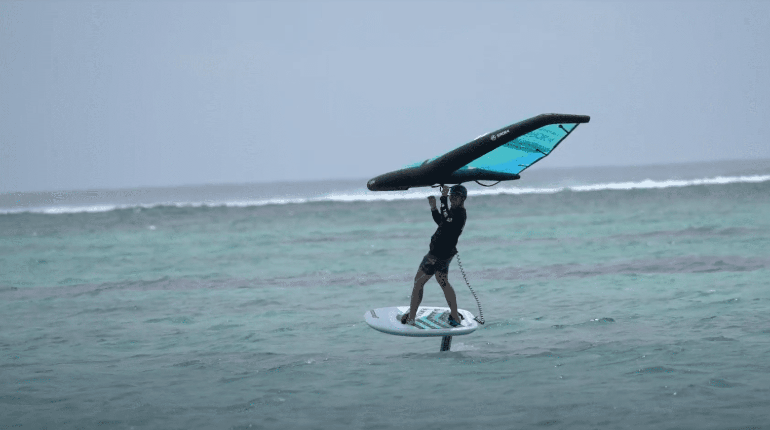 passage wing au dessus la tete pendant tack backside